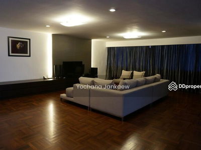 The Habitat Sukhumvit 53, Bangkok, Thailand The Habitat Sukhumvit 53, Bangkok, Thailand