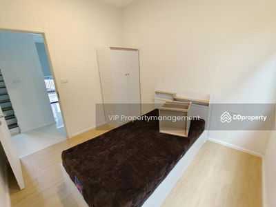 Lake Serene Rama II (Phase 4), Samut Sakhon, Thailand Lake Serene Rama II (Phase 4), Samut Sakhon, Thailand