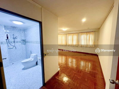 Location: BTS Senanikom, SRT Wat Miannaree, Vibhavadi 42, Soi 18, Intersection 3, 4-story townhome for rent, Bangkok., Thailand Location: BTS Senanikom, SRT Wat Miannaree, Vibhavadi 42, Soi 18, Intersection 3, 4-story townhome for rent, Bangkok., Thailand