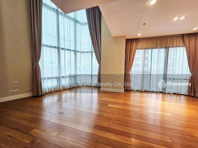 Bright Sukhumvit 24, Bangkok, Thailand Bright Sukhumvit 24, Bangkok, Thailand