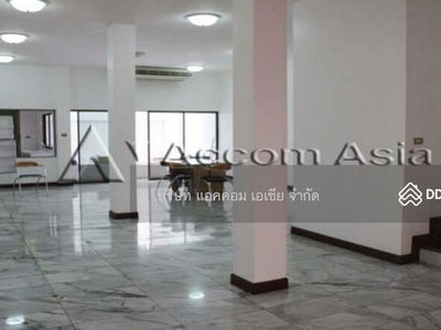 4 Bedrooms Townhouse for Rent in Sathorn, Bangkok near MRT Khlong Toei - MRT Lumphini 120058, Bangkok, Thailand 4 Bedrooms Townhouse for Rent in Sathorn, Bangkok near MRT Khlong Toei - MRT Lumphini 120058, Bangkok, Thailand
