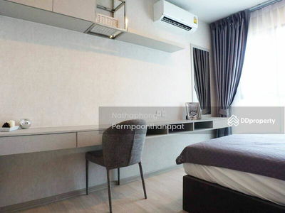 Life Sukhumvit 48, Bangkok, Thailand Life Sukhumvit 48, Bangkok, Thailand