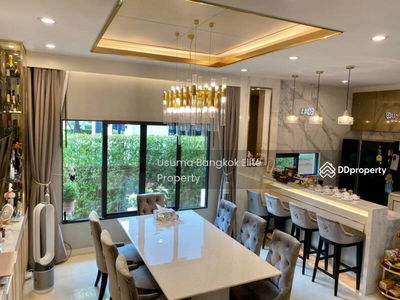 Burasiri Pattanakarn, Bangkok, Thailand Burasiri Pattanakarn, Bangkok, Thailand