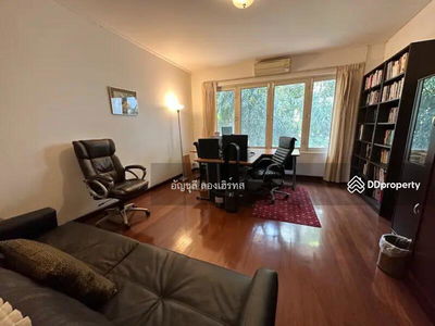 Single House For Rent in Ekkamai, Bangkok, Thailand Single House For Rent in Ekkamai, Bangkok, Thailand