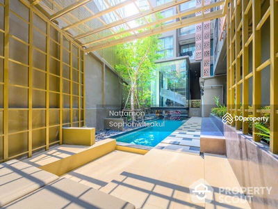 Altitude Define, Bangkok, Thailand Altitude Define, Bangkok, Thailand