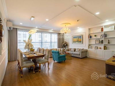 Iris Garden, Vietnam Iris Garden, Vietnam