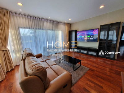 Grand Bangkok Boulevard Sathorn: Grand Bangkok Boulevard Sathorn, Bangkok, Thailand Grand Bangkok Boulevard Sathorn: Grand Bangkok Boulevard Sathorn, Bangkok, Thailand