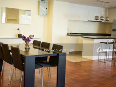 Silom Condominium, Bangkok, Thailand Silom Condominium, Bangkok, Thailand