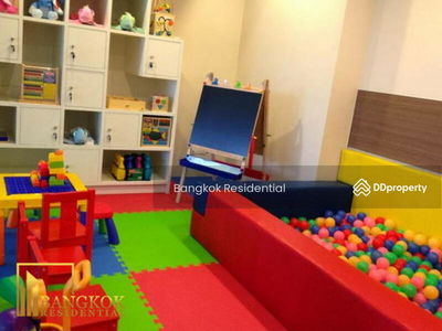 Villa Asoke, Bangkok, Thailand Villa Asoke, Bangkok, Thailand