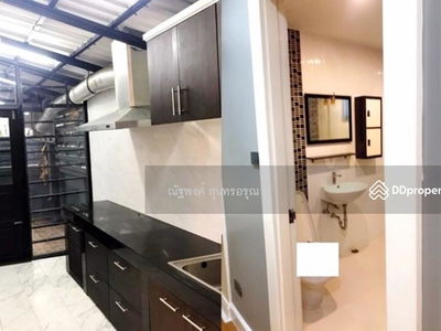 Ramintra Synphaet Hospital (2 km.) MRT Nopparat Ratchathani (1 km.) Next to Fashion, Bangkok, Thailand Ramintra Synphaet Hospital (2 km.) MRT Nopparat Ratchathani (1 km.) Next to Fashion, Bangkok, Thailand