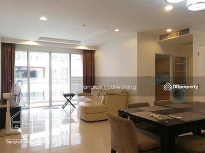 The Rise Sukhumvit 39, Bangkok, Thailand The Rise Sukhumvit 39, Bangkok, Thailand