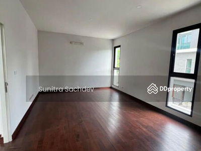 The City Ekkamai-Ladprao, Bangkok, Thailand The City Ekkamai-Ladprao, Bangkok, Thailand