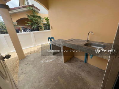 Nichakorn Village, Nakhon Pathom, Thailand Nichakorn Village, Nakhon Pathom, Thailand