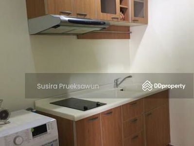 Elephant Tower, Bangkok, Thailand Elephant Tower, Bangkok, Thailand