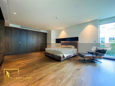 Supreme Legend Nanglinchi-Rama 3, Bangkok, Thailand Supreme Legend Nanglinchi-Rama 3, Bangkok, Thailand