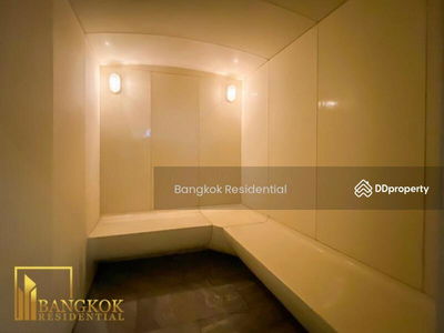 Supreme Legend Nanglinchi-Rama 3, Bangkok, Thailand Supreme Legend Nanglinchi-Rama 3, Bangkok, Thailand