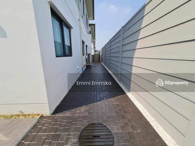 The City Bangna, Samut Prakan, Thailand The City Bangna, Samut Prakan, Thailand