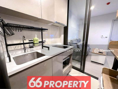 Life Sukhumvit 62, Bangkok, Thailand Life Sukhumvit 62, Bangkok, Thailand