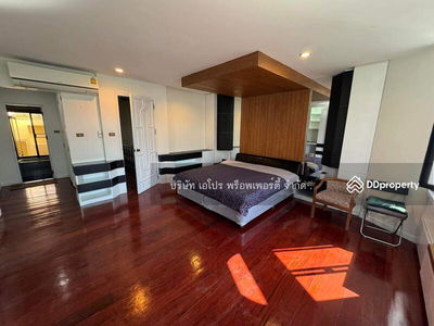 sukhumvit, Bangkok, Thailand sukhumvit, Bangkok, Thailand