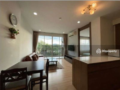 Green Lake Sriracha, Chon Buri, Thailand Green Lake Sriracha, Chon Buri, Thailand