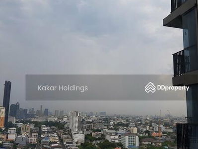 Whizdom Essence, Bangkok, Thailand Whizdom Essence, Bangkok, Thailand