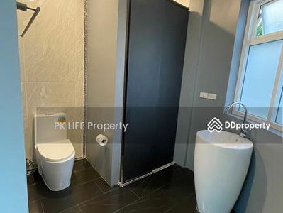 Housing in Ban Chalong, Thailand Housing in Ban Chalong, Thailand