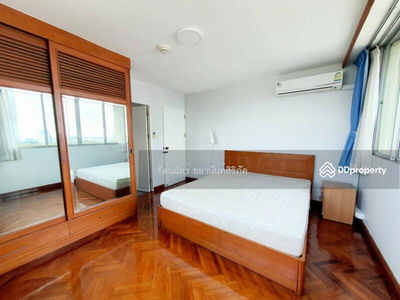 Monterey Place, Bangkok, Thailand Monterey Place, Bangkok, Thailand