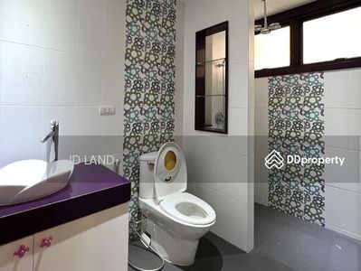 Single House with private pool for rent thonglor area, Bangkok, Thailand Single House with private pool for rent thonglor area, Bangkok, Thailand