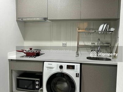 Life Asoke-Rama 9, Bangkok, Thailand Life Asoke-Rama 9, Bangkok, Thailand