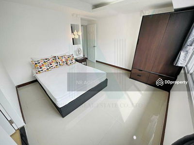 Waterford Sukhumvit 50 condominium, Bangkok, Thailand Waterford Sukhumvit 50 condominium, Bangkok, Thailand