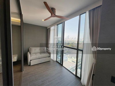 Siamese Exclusive Queens, Bangkok, Thailand Siamese Exclusive Queens, Bangkok, Thailand