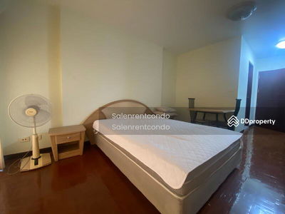 Adamas Phahonyotin, Bangkok, Thailand Adamas Phahonyotin, Bangkok, Thailand