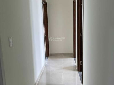 Topaz Elite, Vietnam Topaz Elite, Vietnam