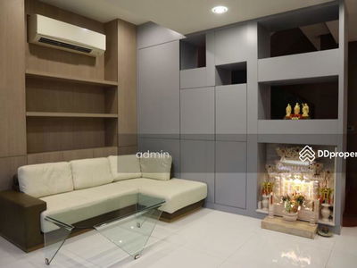 The Gallery House, Lat Phrao Soi 1, Bangkok, Thailand The Gallery House, Lat Phrao Soi 1, Bangkok, Thailand