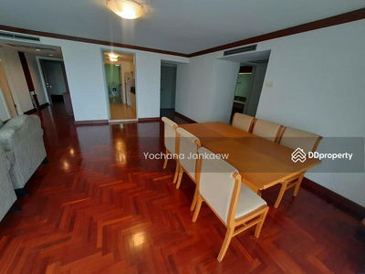 Somkid Gardens, Bangkok, Thailand Somkid Gardens, Bangkok, Thailand