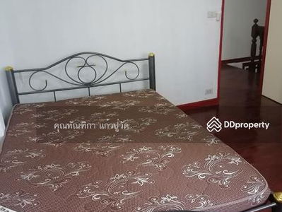 2-story townhouse, Ratchadaphisek Road 19, Chomphon Subdistrict, Chatuchak, Bangkok, Thailand 2-story townhouse, Ratchadaphisek Road 19, Chomphon Subdistrict, Chatuchak, Bangkok, Thailand