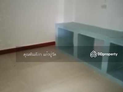 2-story townhouse, Ratchadaphisek Road 19, Chomphon Subdistrict, Chatuchak, Bangkok, Thailand 2-story townhouse, Ratchadaphisek Road 19, Chomphon Subdistrict, Chatuchak, Bangkok, Thailand