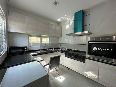 Mantana Bangna Km.7, Samut Prakan, Thailand Mantana Bangna Km.7, Samut Prakan, Thailand