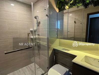 Whizdom Essence, Bangkok, Thailand Whizdom Essence, Bangkok, Thailand