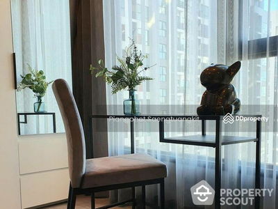 Life Asoke-Rama 9, Bangkok, Thailand Life Asoke-Rama 9, Bangkok, Thailand