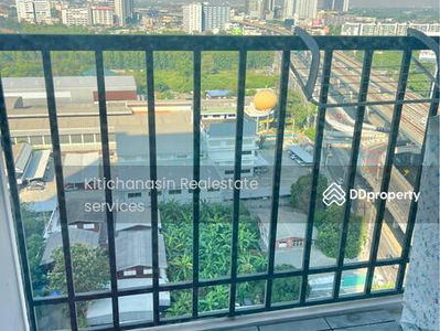 Skyline Rattanathibet, Nonthaburi, Thailand Skyline Rattanathibet, Nonthaburi, Thailand