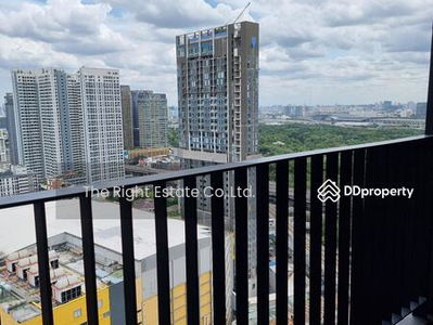 Life Ladprao Valley, Bangkok, Thailand Life Ladprao Valley, Bangkok, Thailand