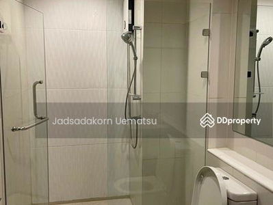 Life One Wireless, Bangkok, Thailand Life One Wireless, Bangkok, Thailand