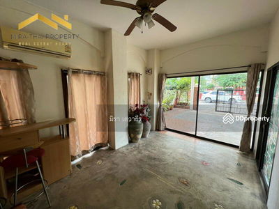 House for rent two-storey. On Sukhumvit Road - South Pattaya, Chon Buri, Thailand House for rent two-storey. On Sukhumvit Road - South Pattaya, Chon Buri, Thailand