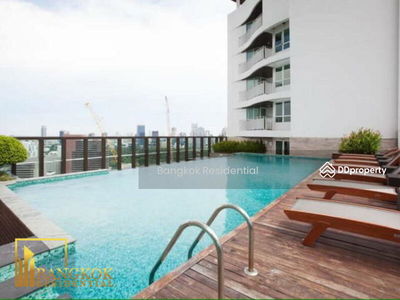 Urbana Langsuan, Bangkok, Thailand Urbana Langsuan, Bangkok, Thailand