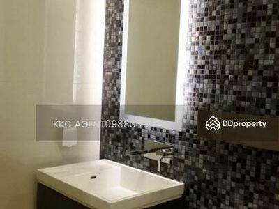 The Room Sathorn-St.Louis, Bangkok, Thailand The Room Sathorn-St.Louis, Bangkok, Thailand