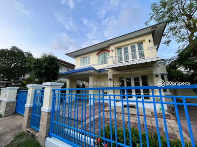 Nanthawan Pracha Chuen, Nonthaburi, Thailand Nanthawan Pracha Chuen, Nonthaburi, Thailand