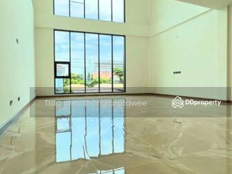 Home office Ekkamai-Ramintra, Bangkok, Thailand Home office Ekkamai-Ramintra, Bangkok, Thailand