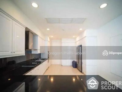 Royce Private Residences, Bangkok, Thailand Royce Private Residences, Bangkok, Thailand