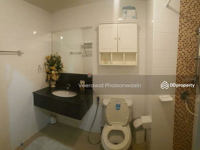 The Lake Metropark Sathorn, Bangkok, Thailand The Lake Metropark Sathorn, Bangkok, Thailand